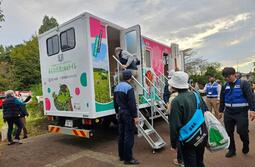 トイレトラック展示