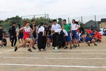 部活対抗リレーの様子
