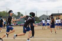 部活対抗リレーバトンパスの瞬間