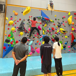 野口さんが登っている様子