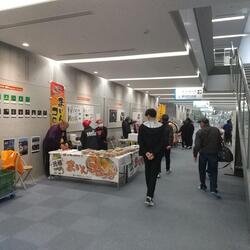 アリーナ内での物販の様子